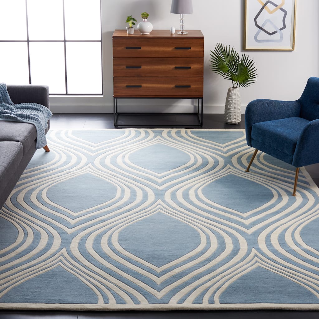 SAFAVIEH Handmade Chatham Armance Modern Wool Rug