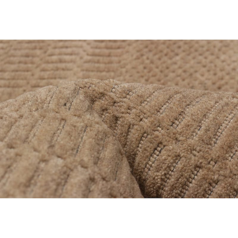 Kashkuli Gabbeh Tan Rug 6'8" x 9'6" - 6'8 x 9'6
