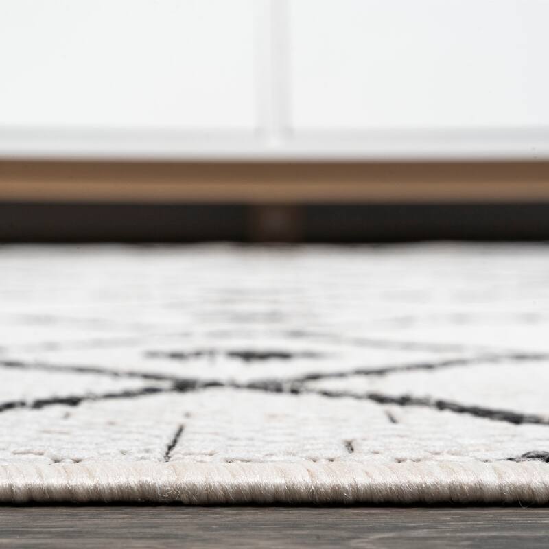 JONATHAN Y Tokay Tribal Bohemian Indoor/Outdoor Area Rug