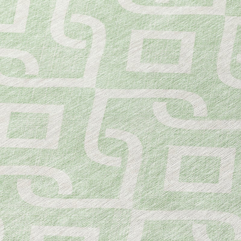 Machine Washable Indoor/ Outdoor Chantille Modern Trellis Rug