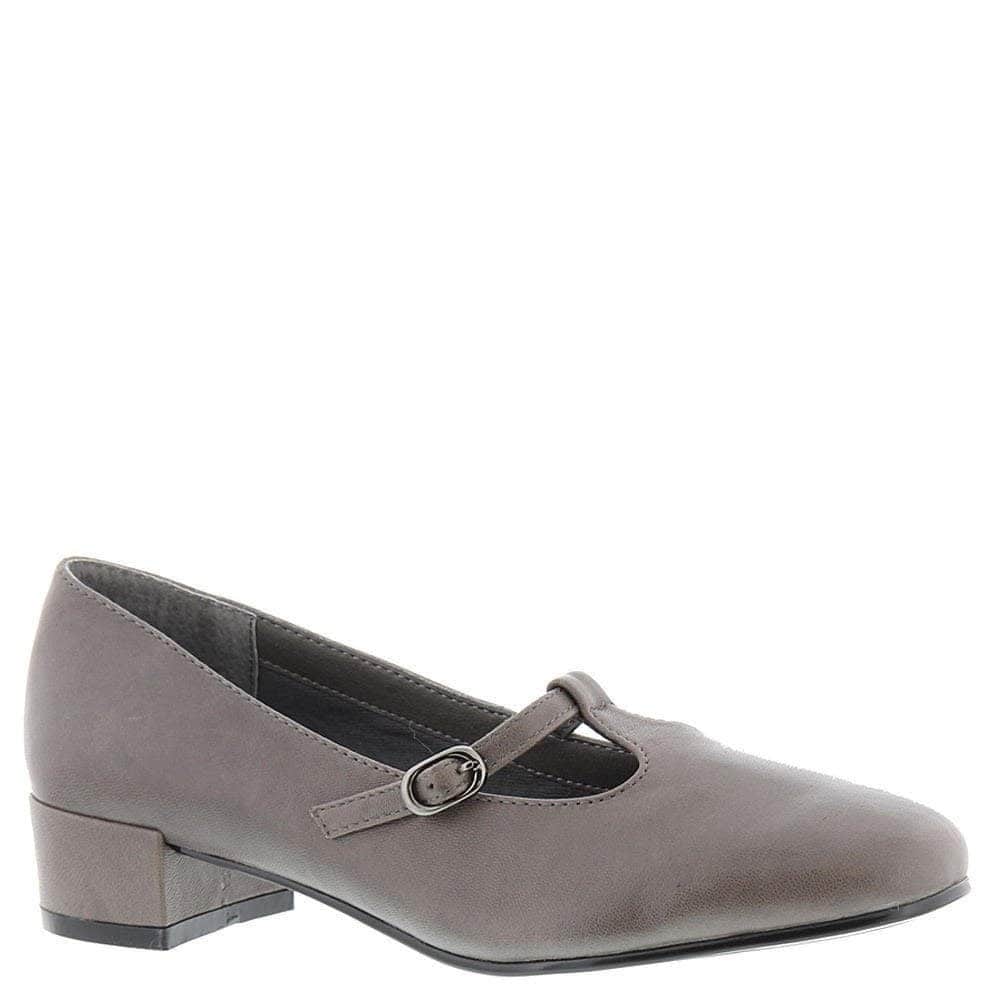 t strap closed toe heels
