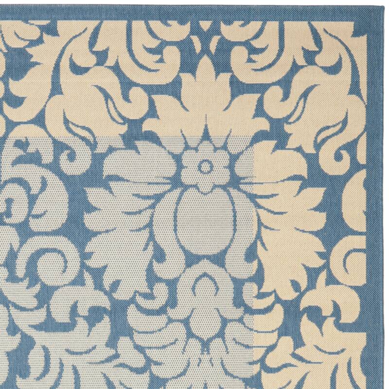 SAFAVIEH, Courtyard Foelke Indoor/ Outdoor Patio Backyard Rug