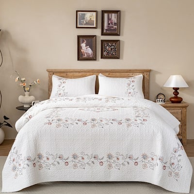 Luxury 100% Cotton Floral Embroidered Washed Quilt Set, Soft, Breathable Comfort