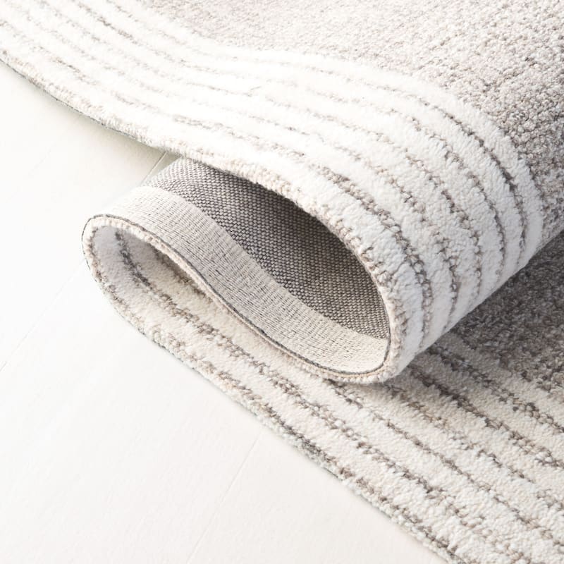 SAFAVIEH Hand-Tufted Lauren Ralph Lauren Sanna Traditional Wool Rug.