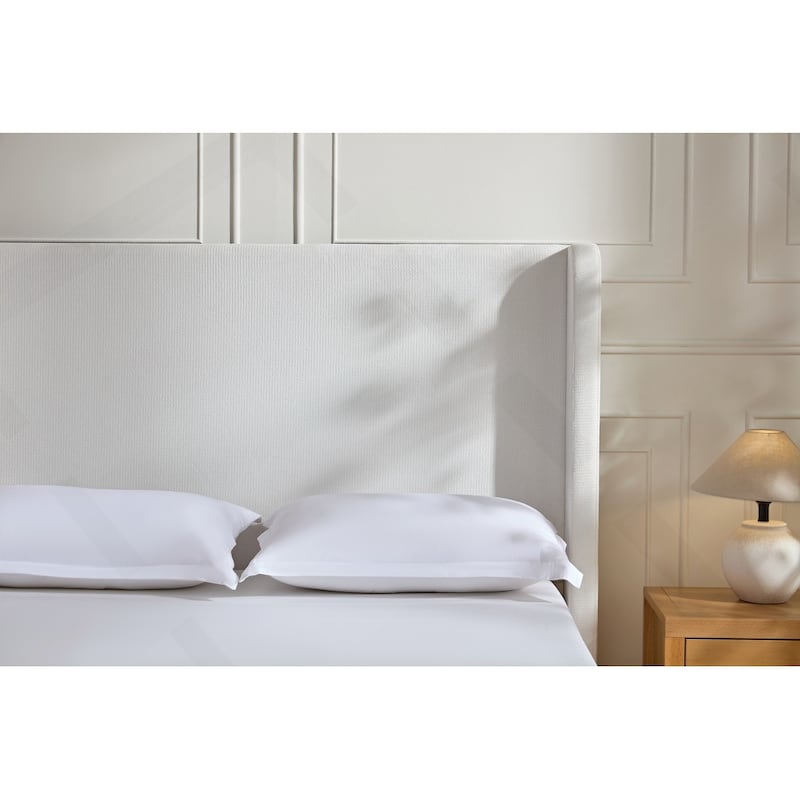 Elegant Upholstered Bed with Advanced Assembly and Sturdy Construction