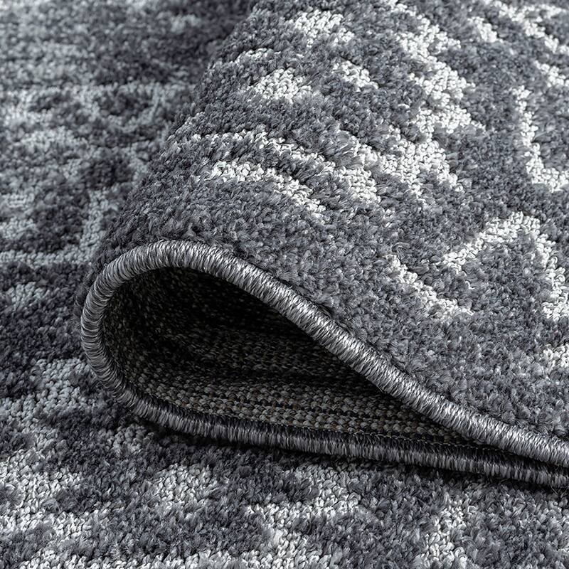 Mayson Traditional Oriental Indoor Area Rug