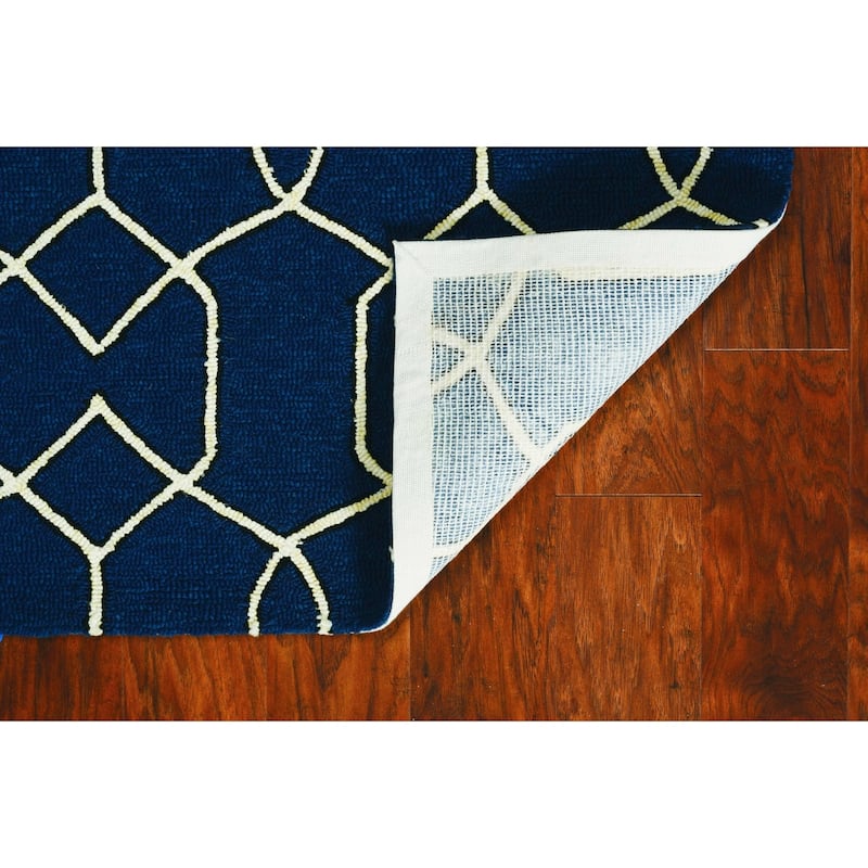 Lalo Sleek Geometric Weather Resistant Trendy Modern Hand-Woven Outdoor Rug - 7' X 10'