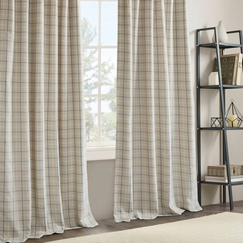 Madison Park Anaheim Plaid Rod Pocket and Back Tab Single Curtain Panel with Fleece Lining