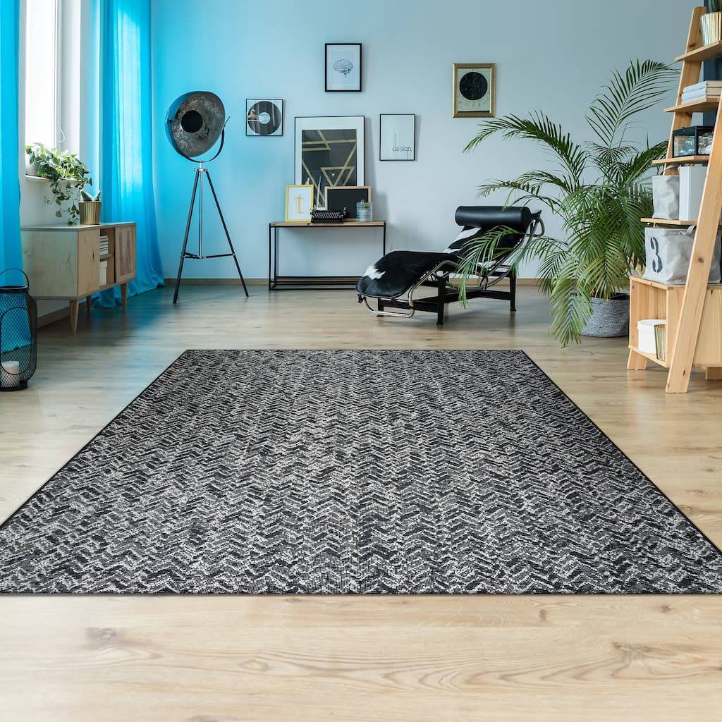 Hampton Herringbone Black Indoor/ Outdoor Area Rug