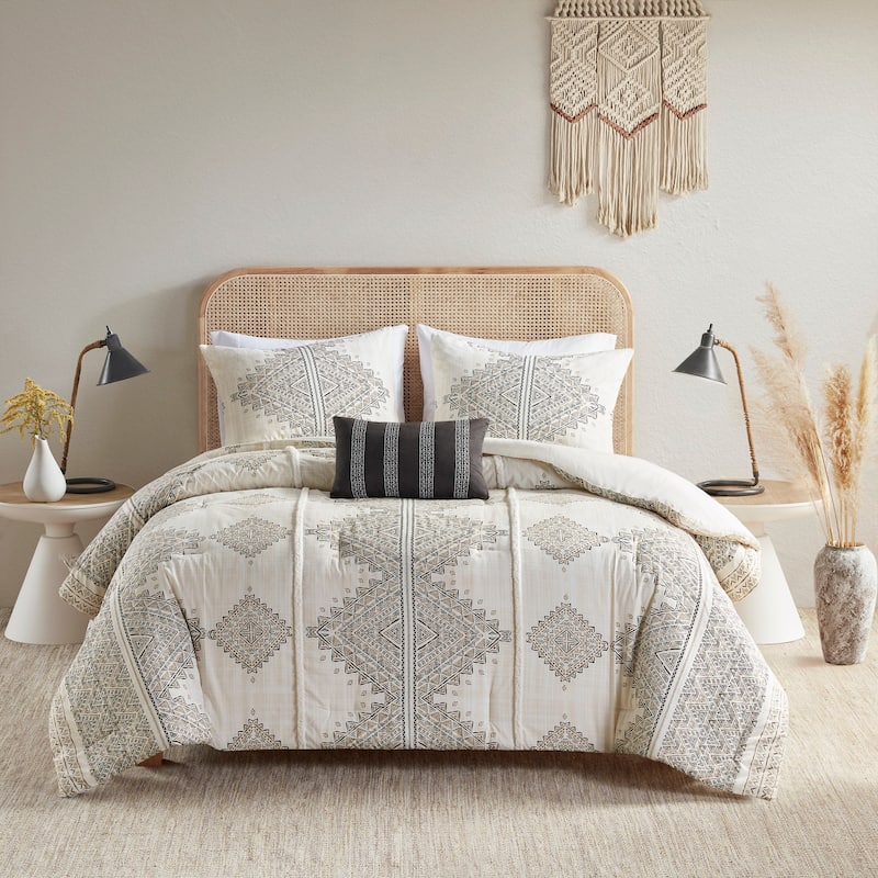 Madison Park Alba 4 Piece Printed Comforter Set with Throw Pillow - Queen
