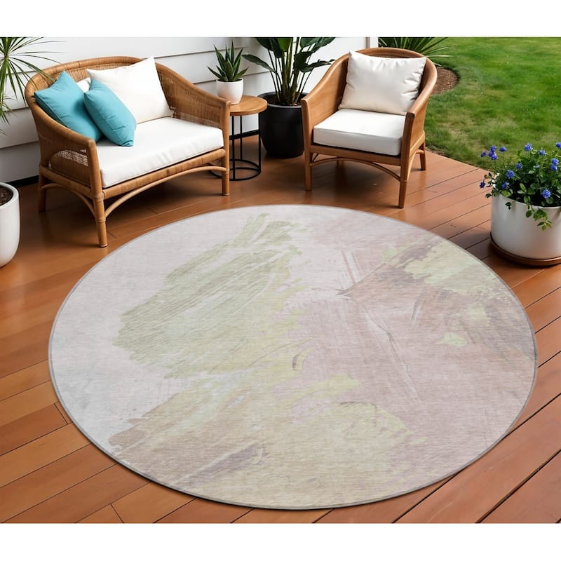 HomeRoots Abstract Transitional Rectangle Outdoor Rug - 8' Round