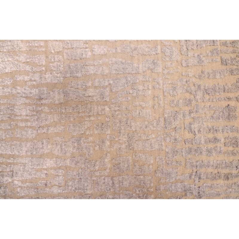 ECARPETGALLERY Hand-knotted Legacy Light Grey Silk, Wool Rug - 2'6 x 9'11