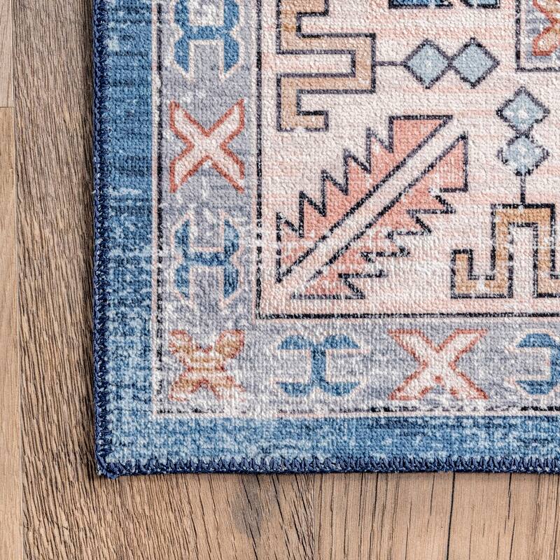 Nuloom Norma SpinClean Machine Washable Traditional Medallion Area Rug