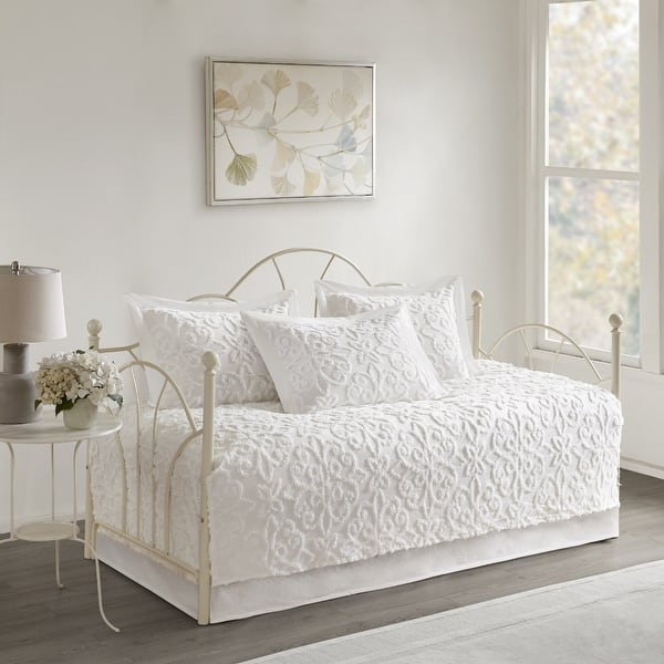 slide 8 of 9, Copper Grove Kenai Fjords White 5-piece Cotton Chenille Daybed Set White