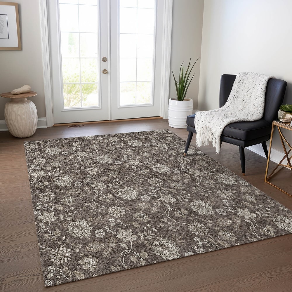 Machine Washable Indoor/ Outdoor Chantille Floral Farmhouse Rug