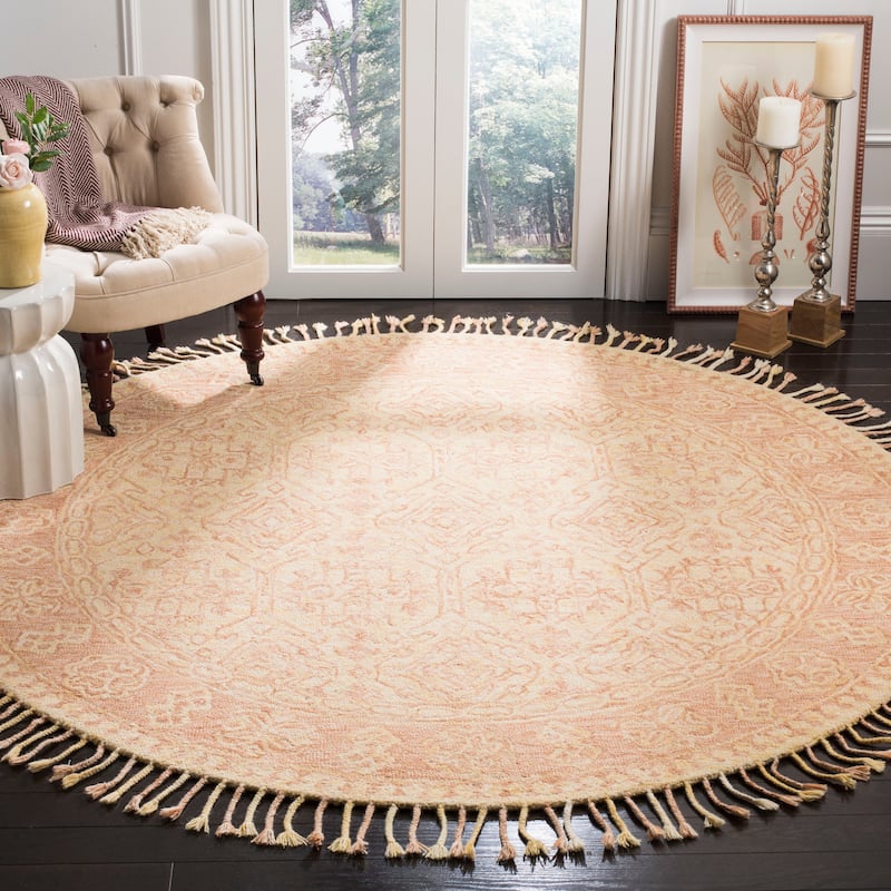 SAFAVIEH Handmade Aspen Hamdiye Boho Tribal Wool Rug - 7' Round - Ivory/Blush