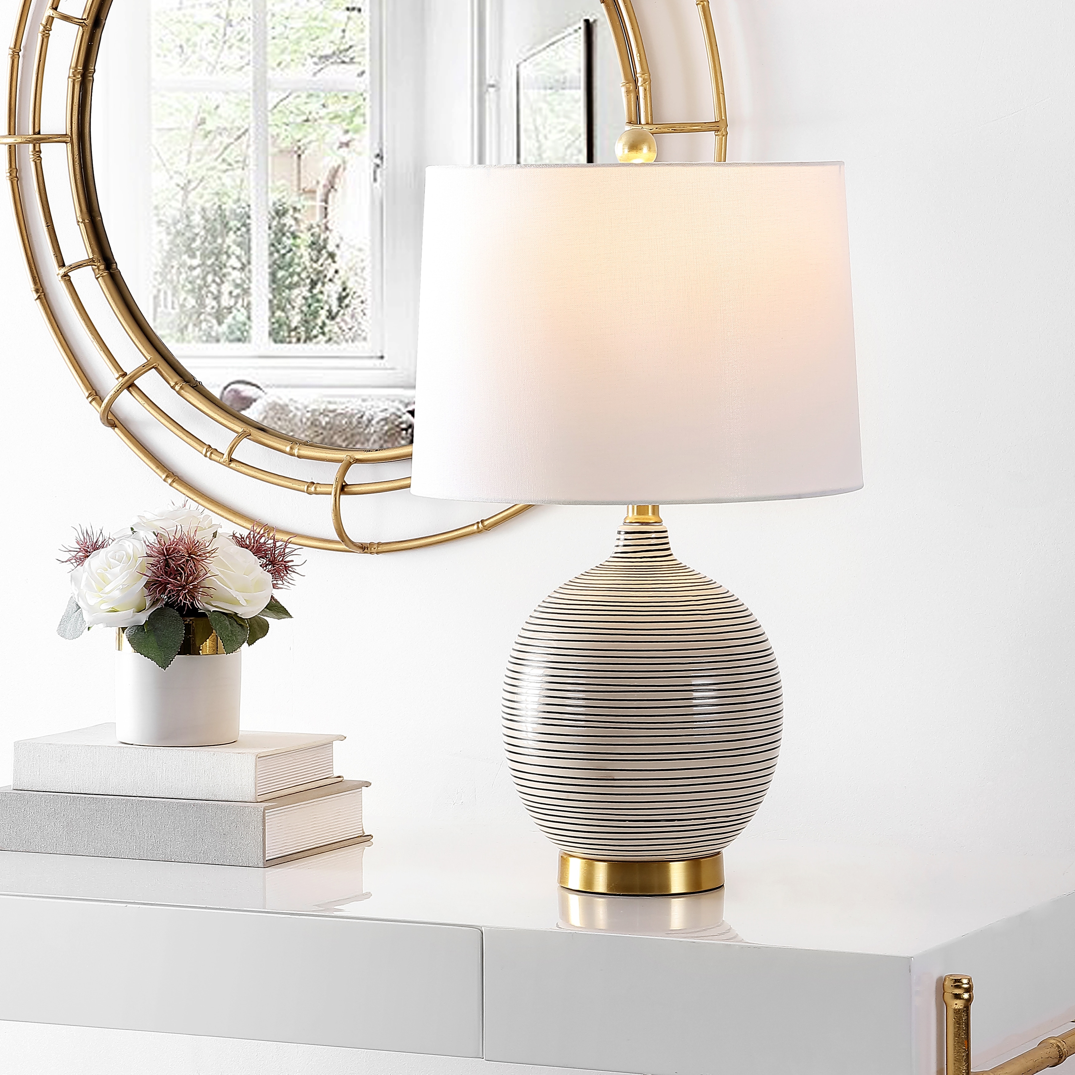 SAFAVIEH Lighting Kremp 23" Table Lamp W/ USB - 14"W x 14"D x 23"H