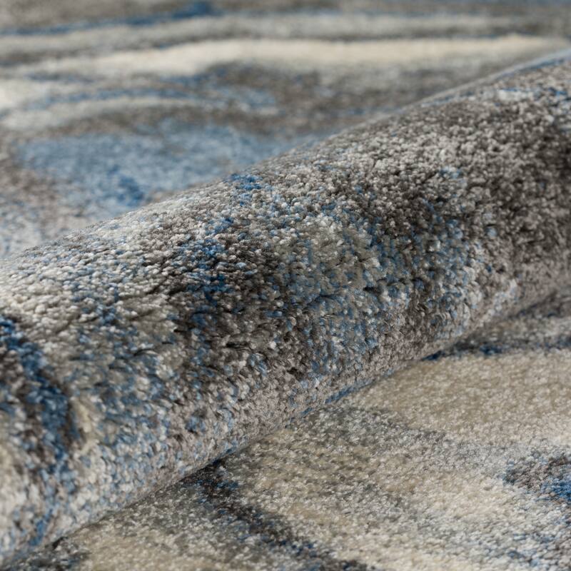 Addison Barkley Dynamic Grey Geode 1'8" x 2'6" Accent Rug