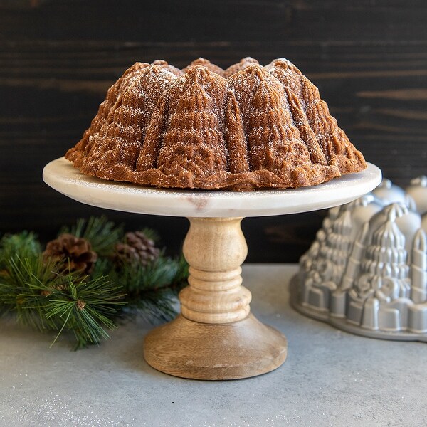 Nordic Ware Very Merry Cast Aluminum Bundt Pan, Nonstick - On Sale