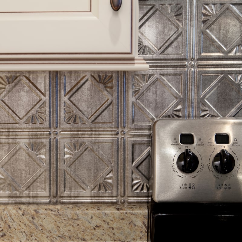 FASÄDE Traditional Style 4 Decorative Vinyl Backsplash Panel