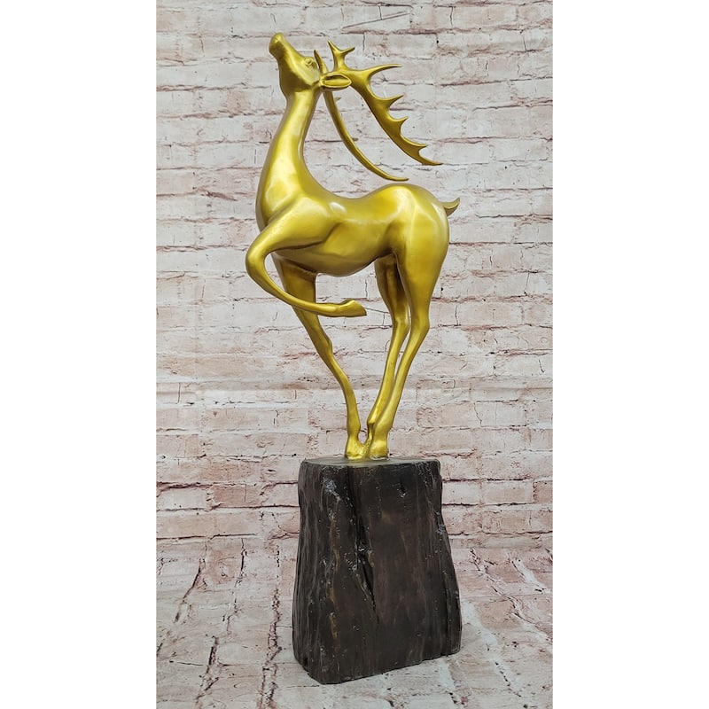 Elegant Gold Deer Sculpture – Contemporary Bronze Stag Figurine