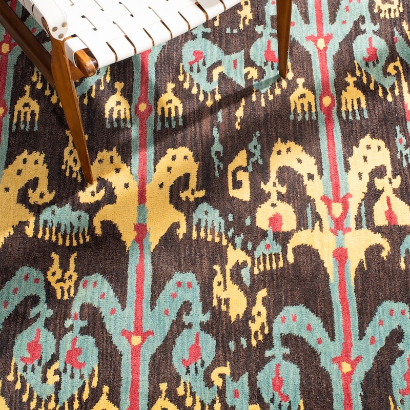 SAFAVIEH Handmade Ikat Krete Modern Wool Rug
