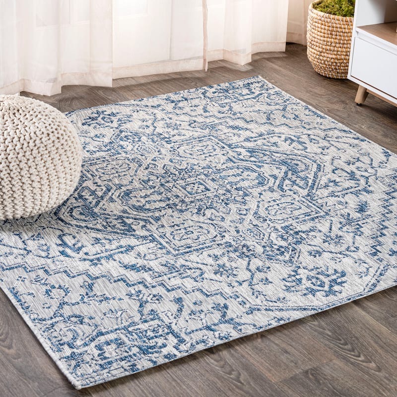 JONATHAN Y Charleston Medallion Indoor/Outdoor Area Rug - 5' Square - Navy/Gray