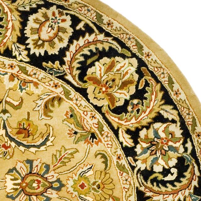 SAFAVIEH Handmade Classic Clotilda Traditional Oriental Wool Rug