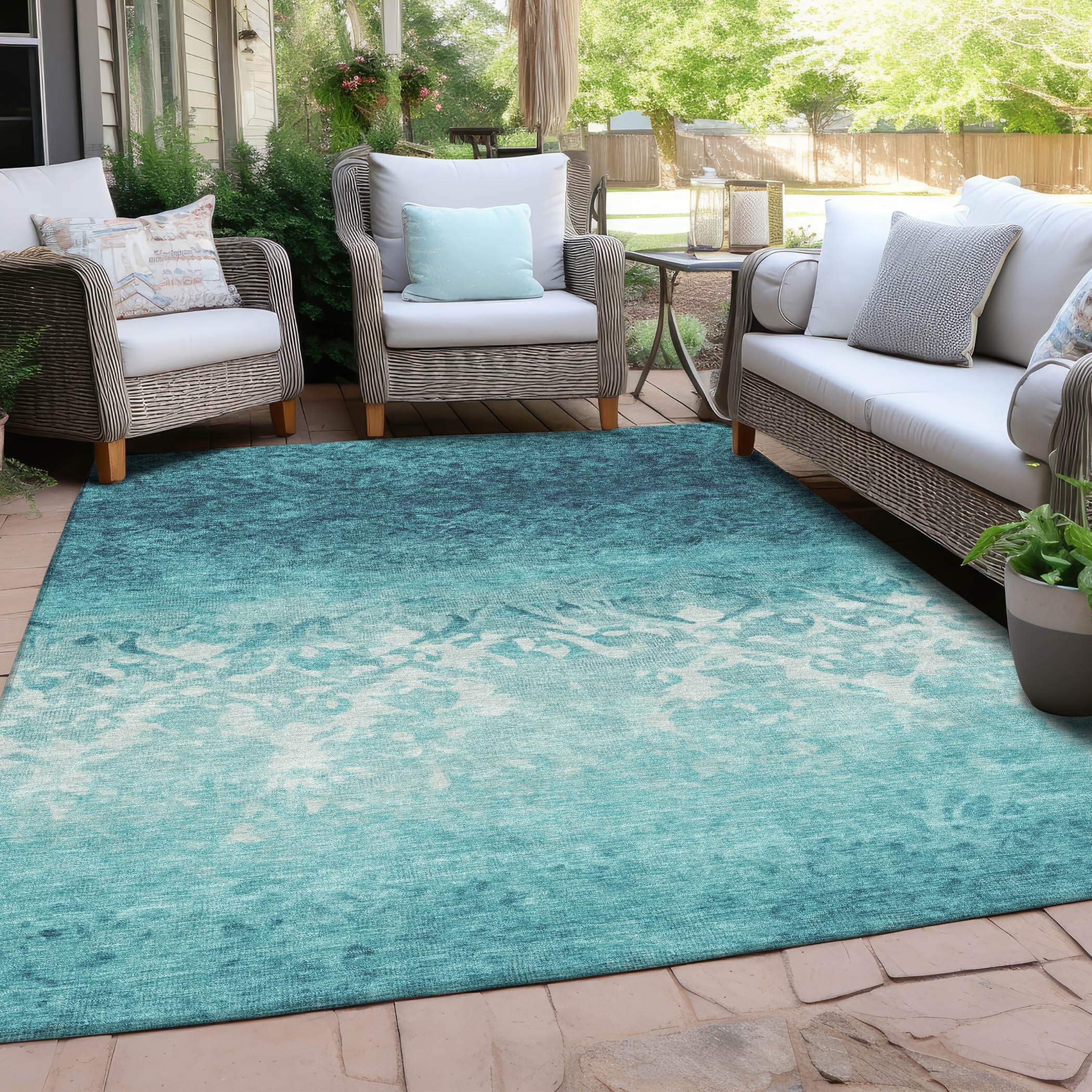 Machine Washable Indoor/Outdoor Chic Ombre Chantille Rug