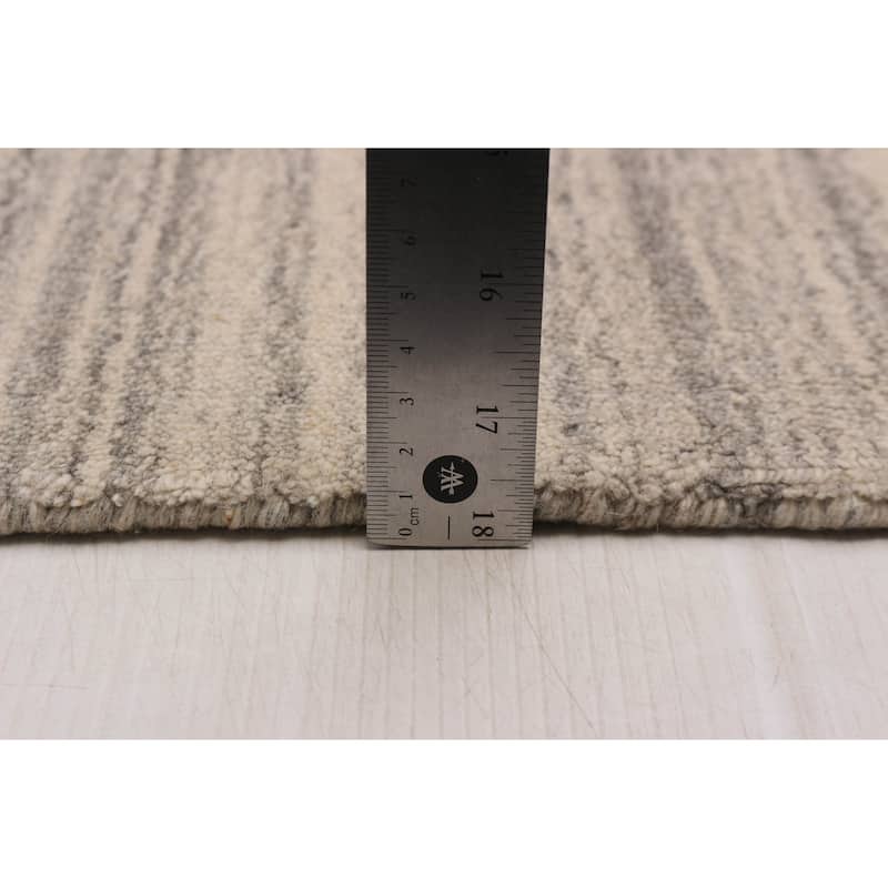 ECARPETGALLERY Hand Loomed Kashkuli Gabbeh Ivory Wool Rug - 5'4 x 7'6