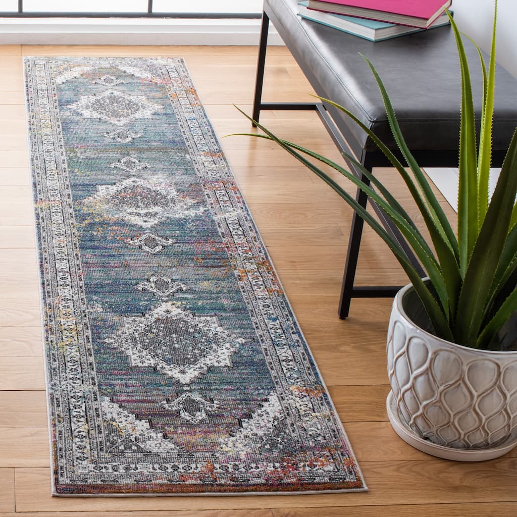 SAFAVIEH Aria Adnana Vintage Rug