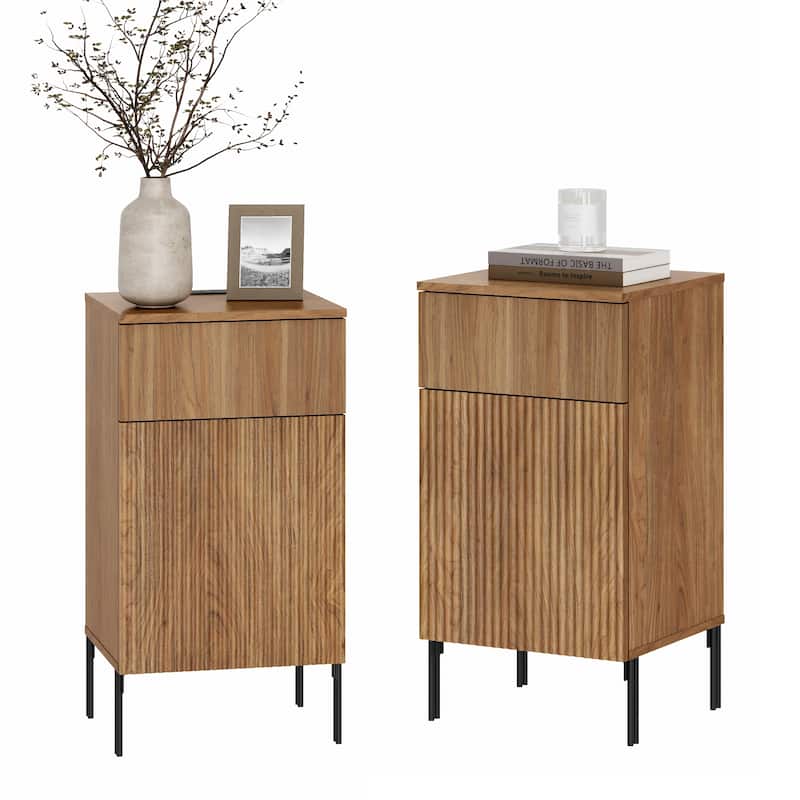 Modern Minimalist Nightstand Set Of 2 With Built-In Outlets, Reed Pattern Design - Walnut