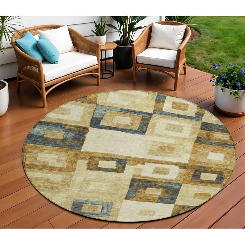 HomeRoots Geometric Transitional Rectangle Outdoor Rug - 8' Round