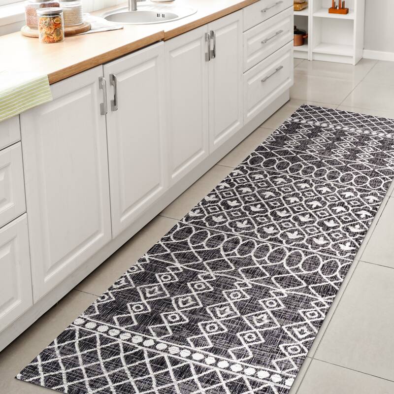 JONATHAN Y Nokat Tribal Bohemian Indoor/Outdoor Area Rug