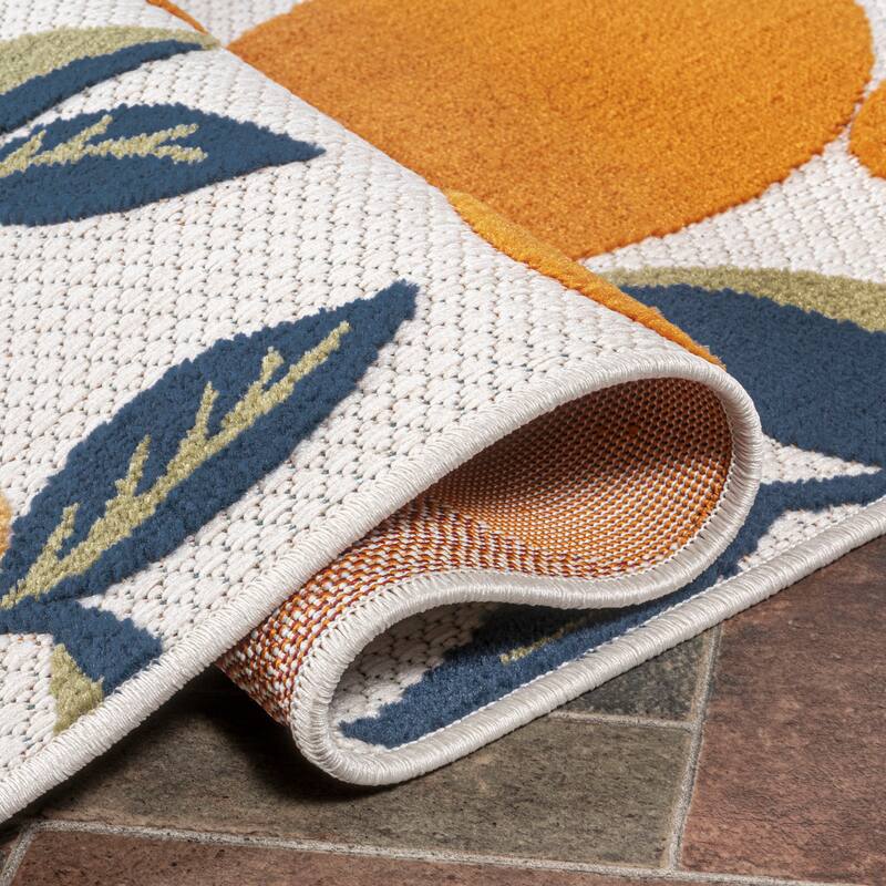 JONATHAN Y Flora Bold Lemon High-Low Indoor/Outdoor Area Rug