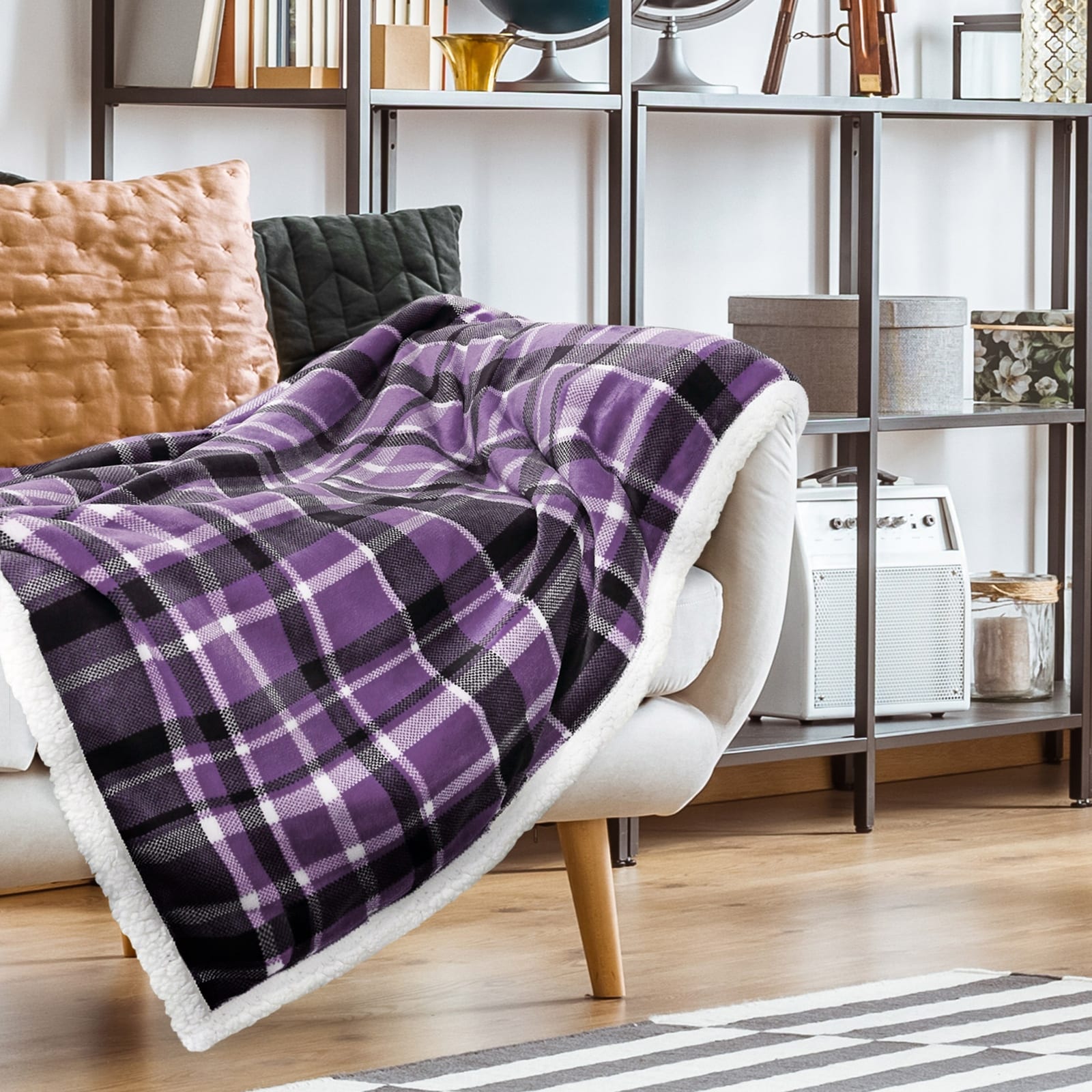 Flannel sherpa online blanket
