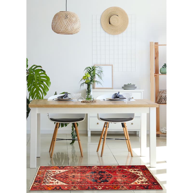 ECARPETGALLERY Hand-knotted Andelz Red Wool Rug - 4'0 x 6'6