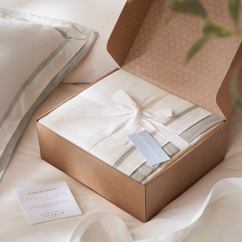 Harbor House Linen Blend Double Flange Duvet Cover Set