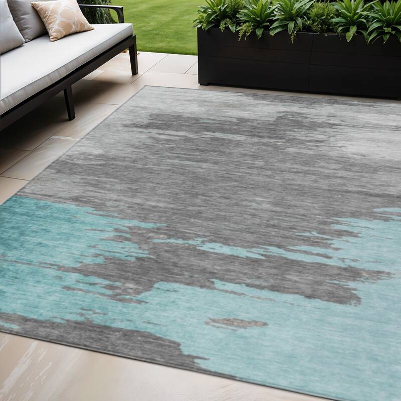 HomeRoots Abstract Transitional Rectangle Outdoor Rug - 5' X 8'