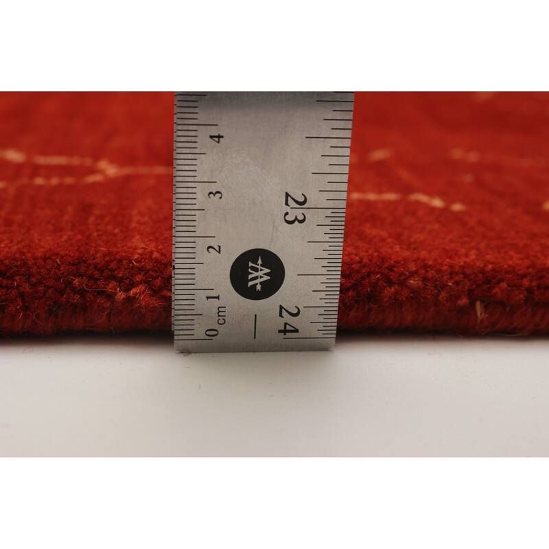 Kashkuli Gabbeh Red Rug 4'9" x 6'7" - 4'9 x 6'7