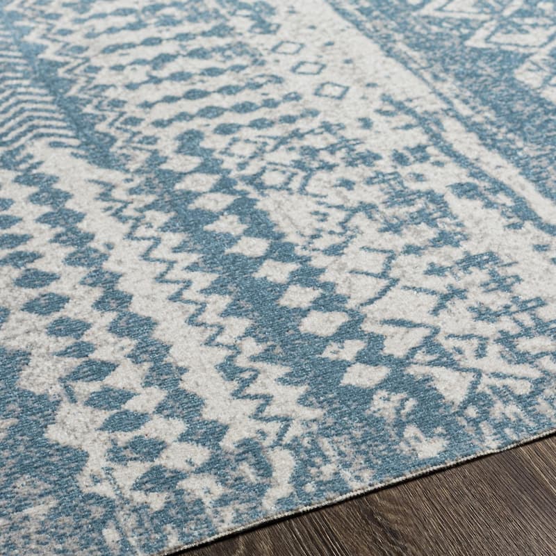 Livabliss Lavadora Vintage Washable Area Rug