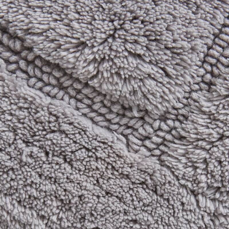 Mohawk Home Regency Bath Rug