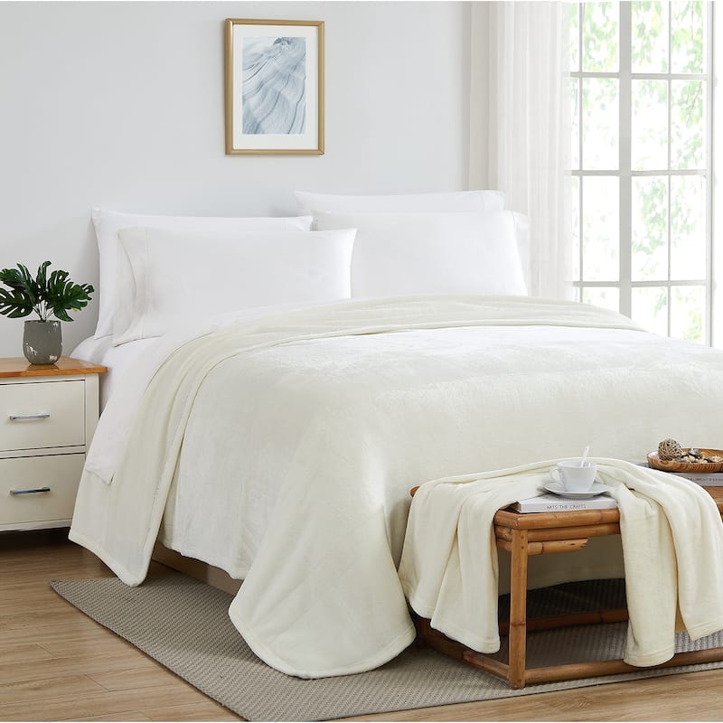 Southshore Fine Linens Premium Fleece Blanket