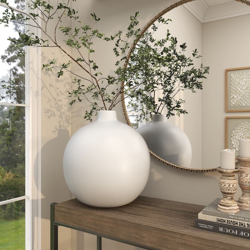 Ceramic Matte Decorative Vase - Black or White - Roche River Decor