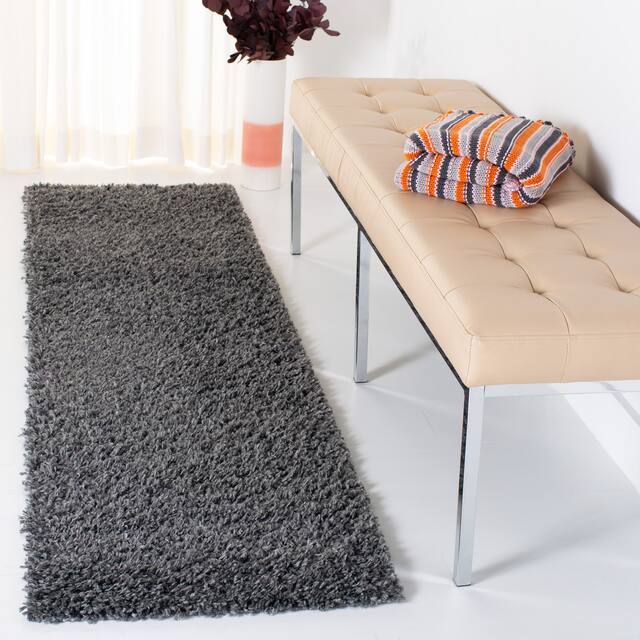 SAFAVIEH August Shag Veroana Solid 1.5-inch Thick Rug - 2' x 7' Runner - Charcoal