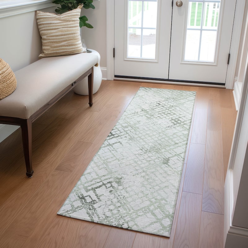 Machine Washable Indoor/ Outdoor Chantille Distressed Trellis Rug