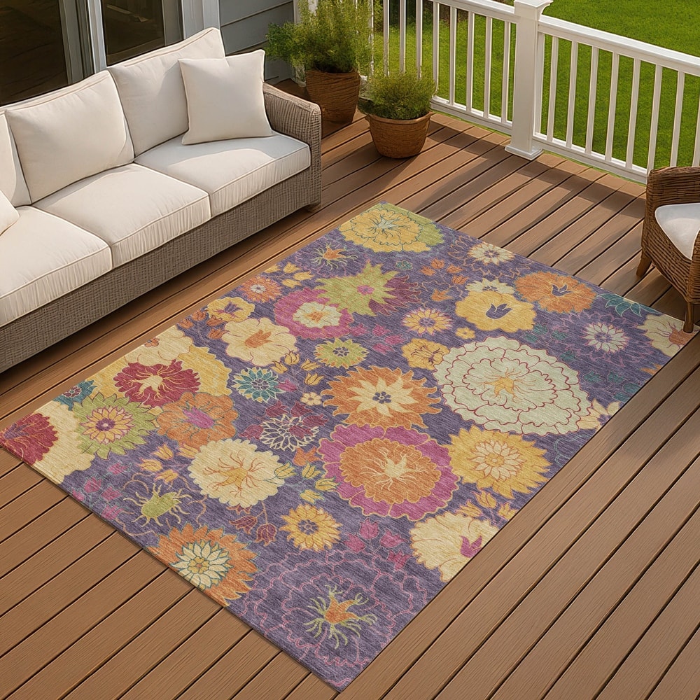 Machine Washable Indoor/ Outdoor Modern Floral Chantille Rug