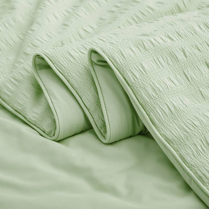 Lightweight Cooling Reversible Bed Blanket, Breathable Seersucker Comforter for Hot Sleepers