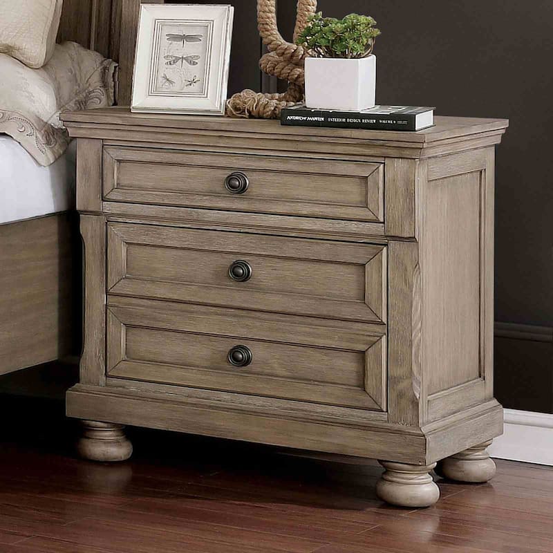Gray Finish Transitioanl Bedroom Set with USB Charger on Nightstand