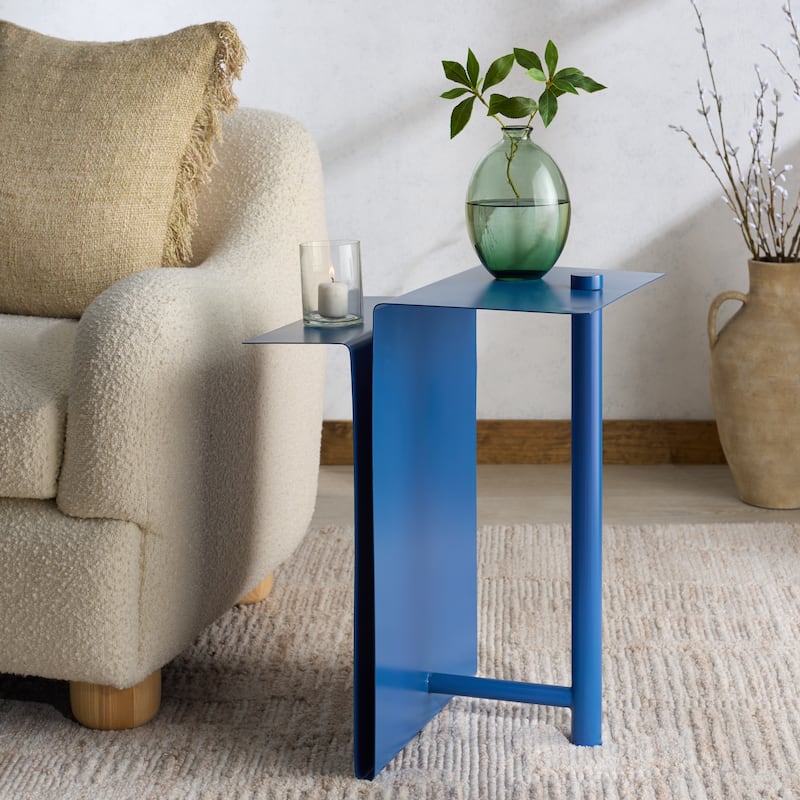 SAFAVIEH COUTURE Aldwyn Metal Accent Table - 16"W x 17"D x 23"H - Blue